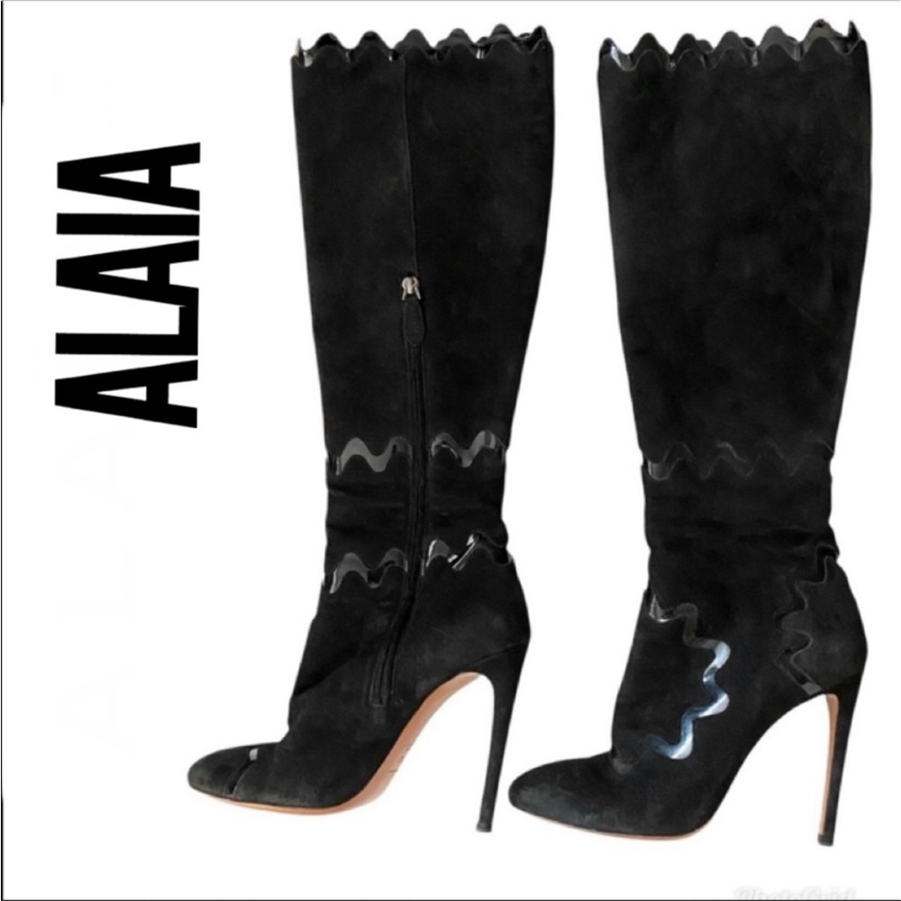 Alaia Black Suede and Patent Leather Scalloped Tall Heeled Boots Size 7.5